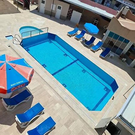 Aysu Tunc 酒店 贝尔迪比