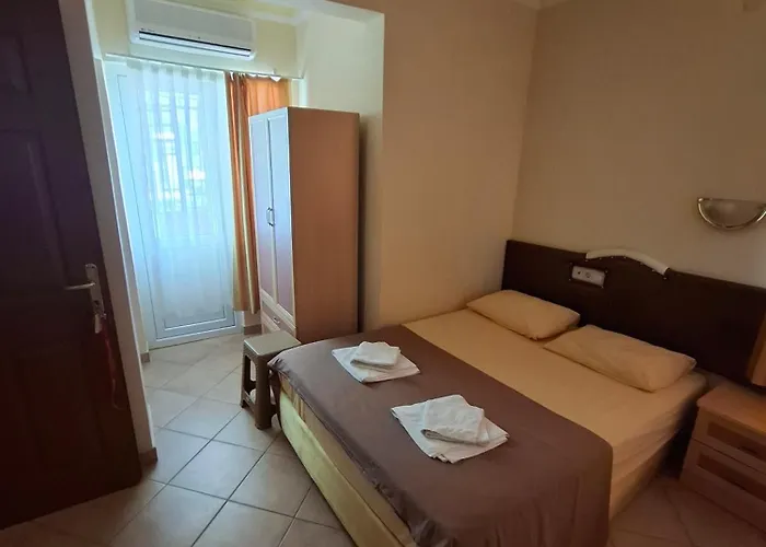 Aysu Tunc Отель 3*