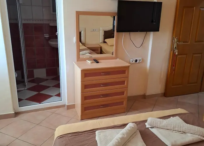 Отель Aysu Tunc