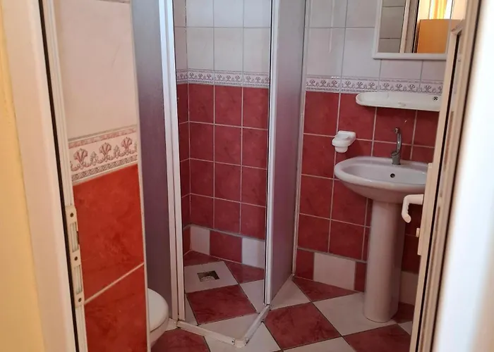 Aysu Tunc Отель 3*