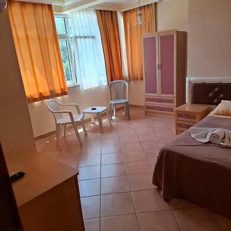 Aysu Tunç Hotel 3*