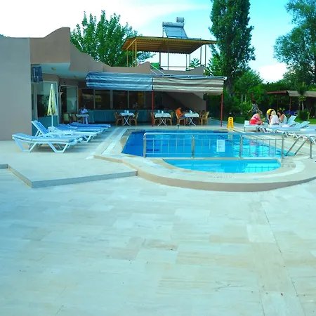 Aysu Tunç 3* Beldibi (Kemer)